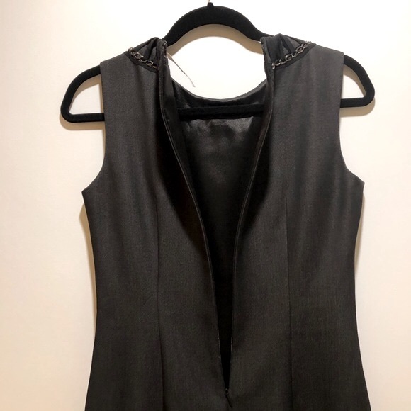 CHARCOAL TAHARI DRESS W/ BEAUTIFUL NECKLACE DETAIL - Picture 8 of 12